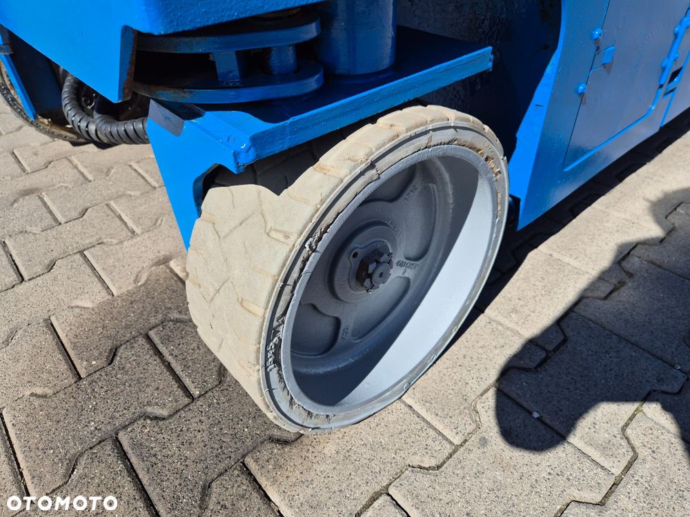 Genie GS 4047 / 1 WŁ / SUPER STAN / ODNOWIONY / NISKIE MOTOGODZINY / MAX 14 METRÓW / MAX 350 KG ŁADOWNOŚĆ - 26