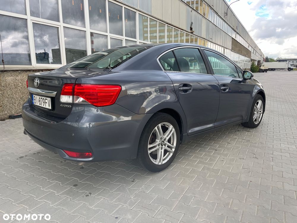 Toyota Avensis 2.0 D-4D Sol - 5