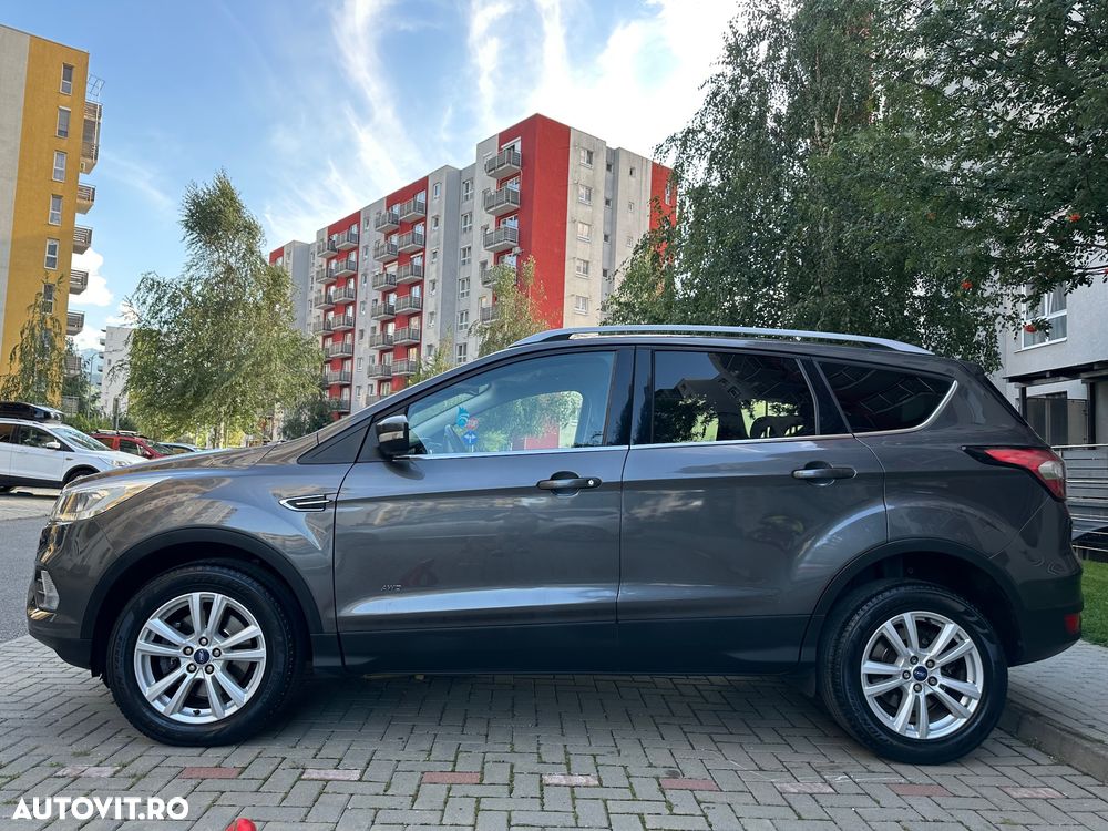 Ford Kuga 2.0 TDCi 4x4 Aut. Business Edition - 12
