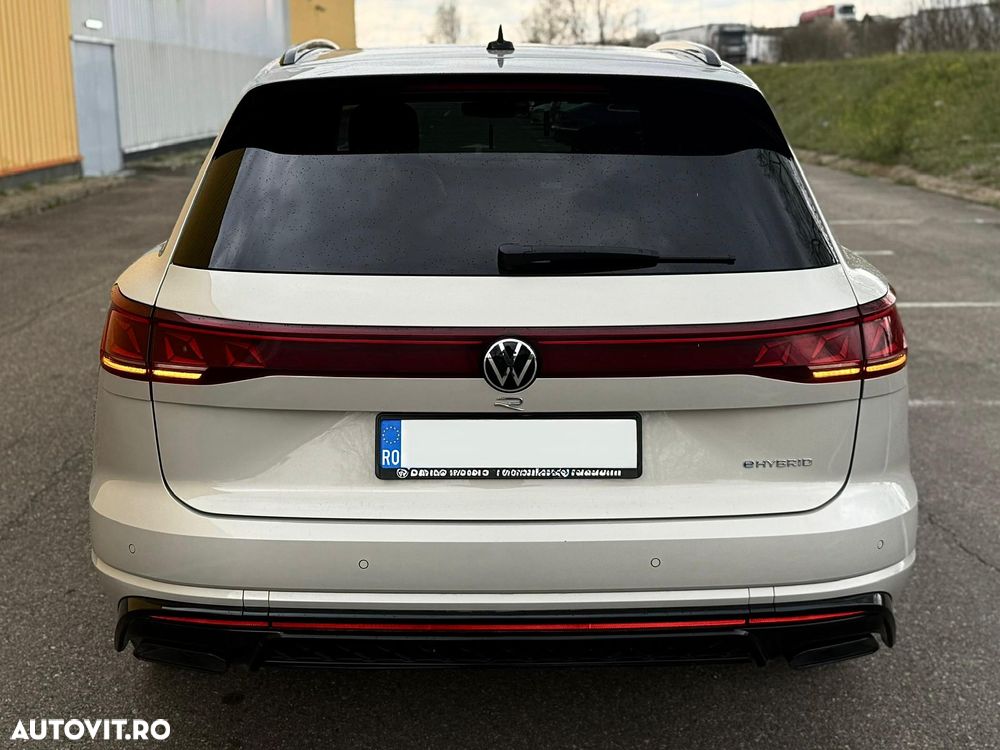 Volkswagen Touareg - 13