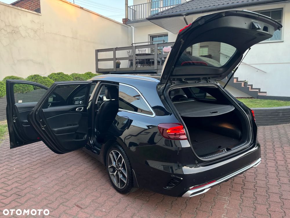 Kia Ceed 1.6 GDI PHEV Business Line DCT - 28