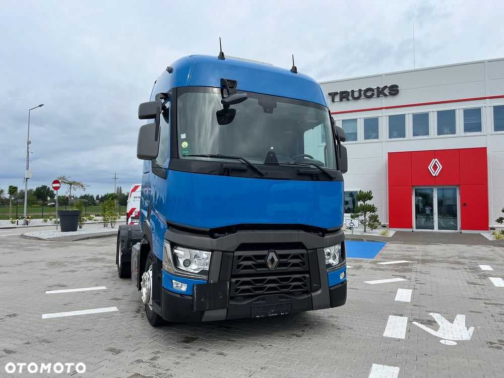 Renault T440 Sleeper Cab ADR - 1