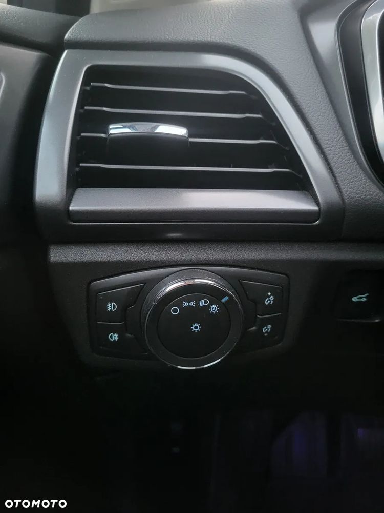 Ford Mondeo 2.0 TDCi Titanium PowerShift - 18