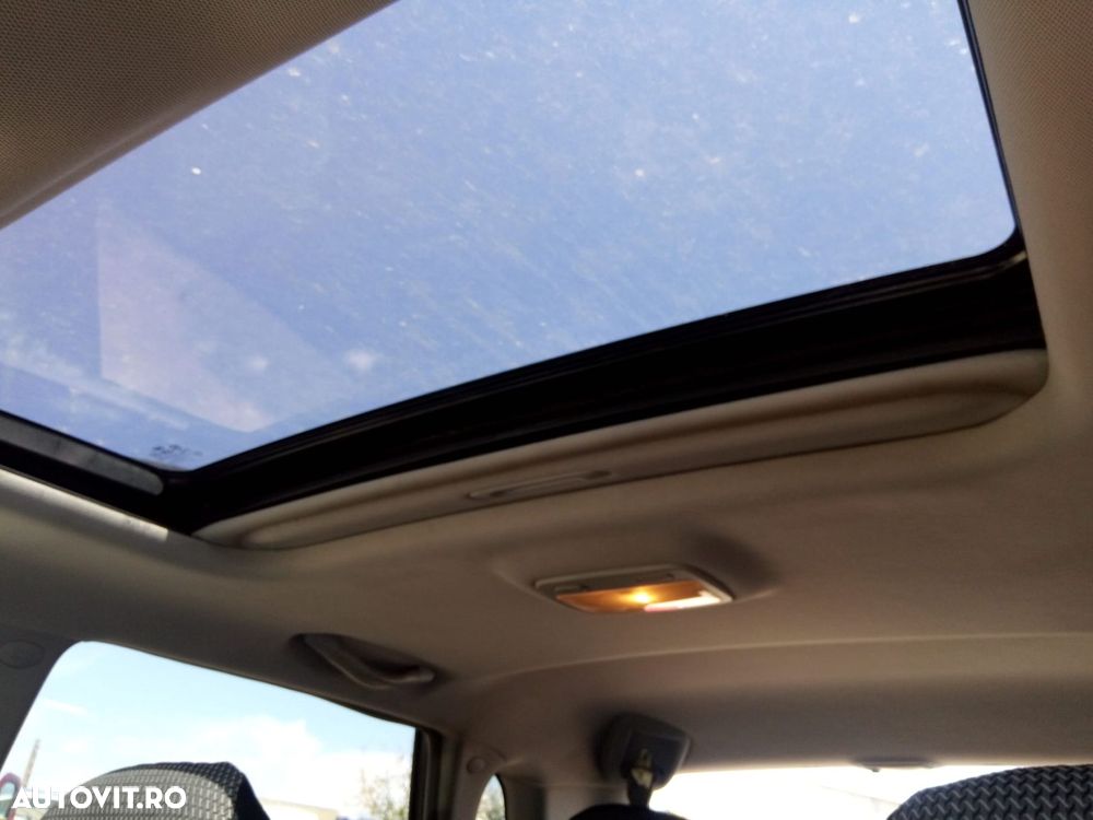 Dezmembrari  Hyundai TUCSON (JM)  2004  > 2010 2.0 CRDi tractiune int - 3