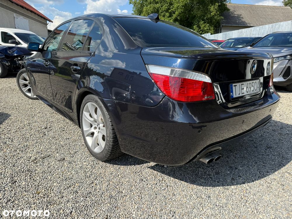 BMW Seria 5 523i - 7