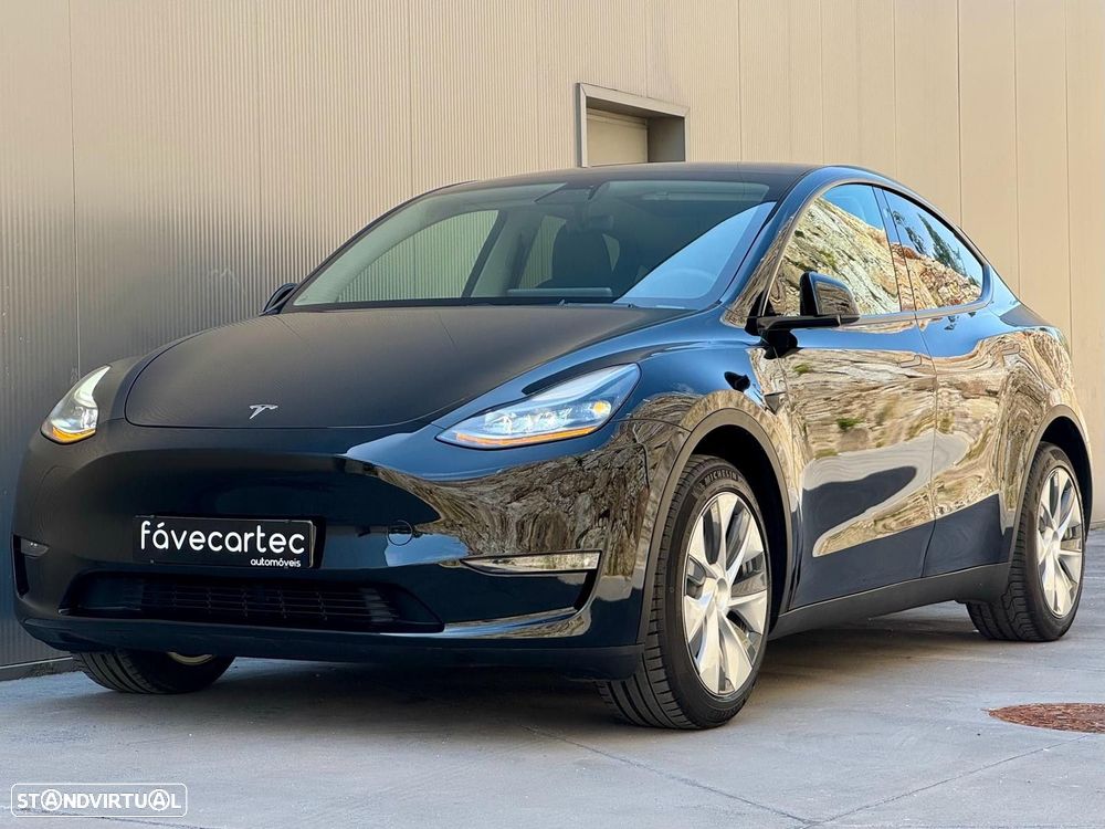 Tesla Model Y Standard - 3