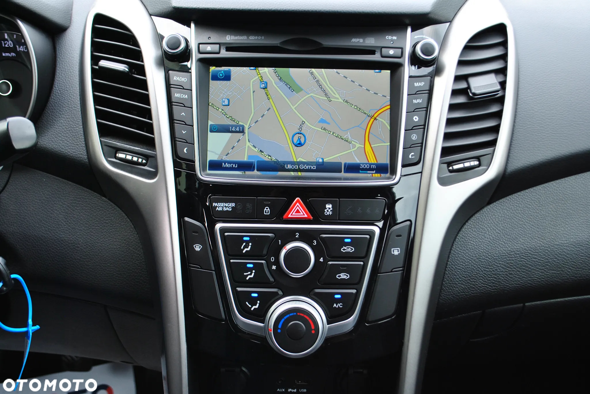 Hyundai i30 1.4 Premium - 19