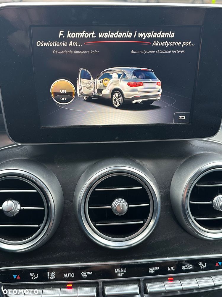 Mercedes-Benz GLC - 24