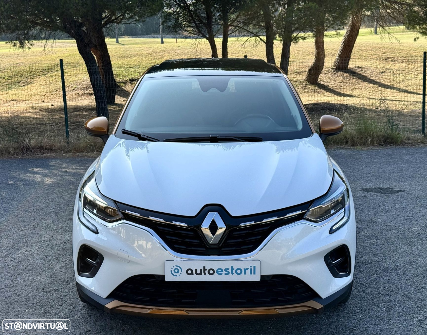 Renault Captur 1.3 TCe Exclusive EDC - 11