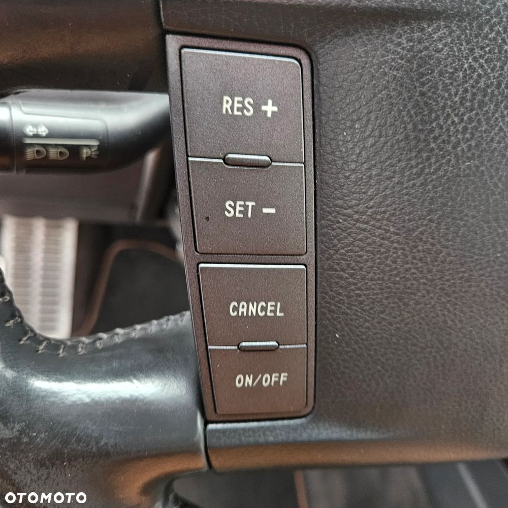 Volkswagen Phaeton - 26