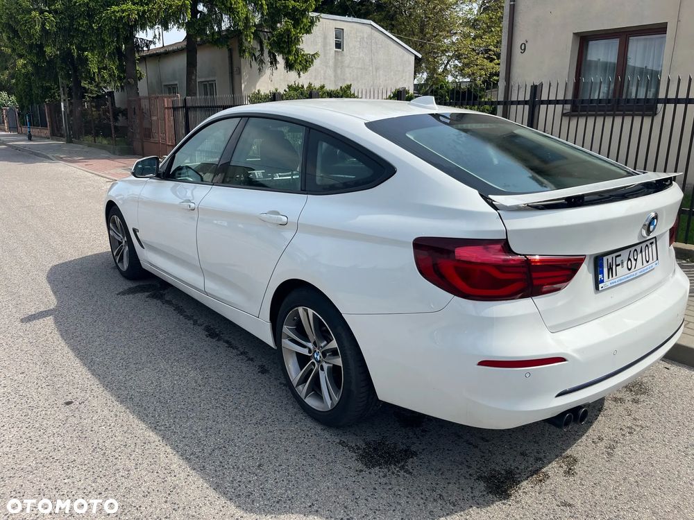 BMW Seria 3 320d - 6