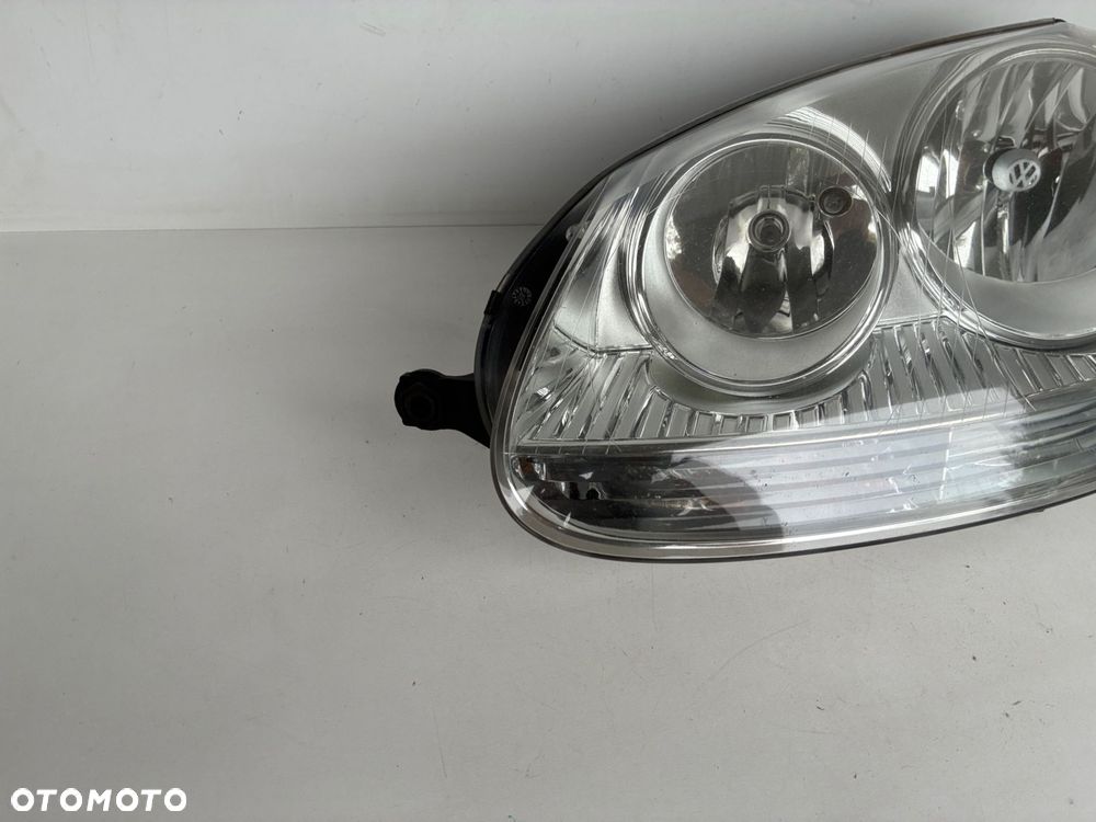 VW Golf 5 V 1K6941005 LAMPA PRZÓD PRZEDNIA LEWA  EUROPA - 3