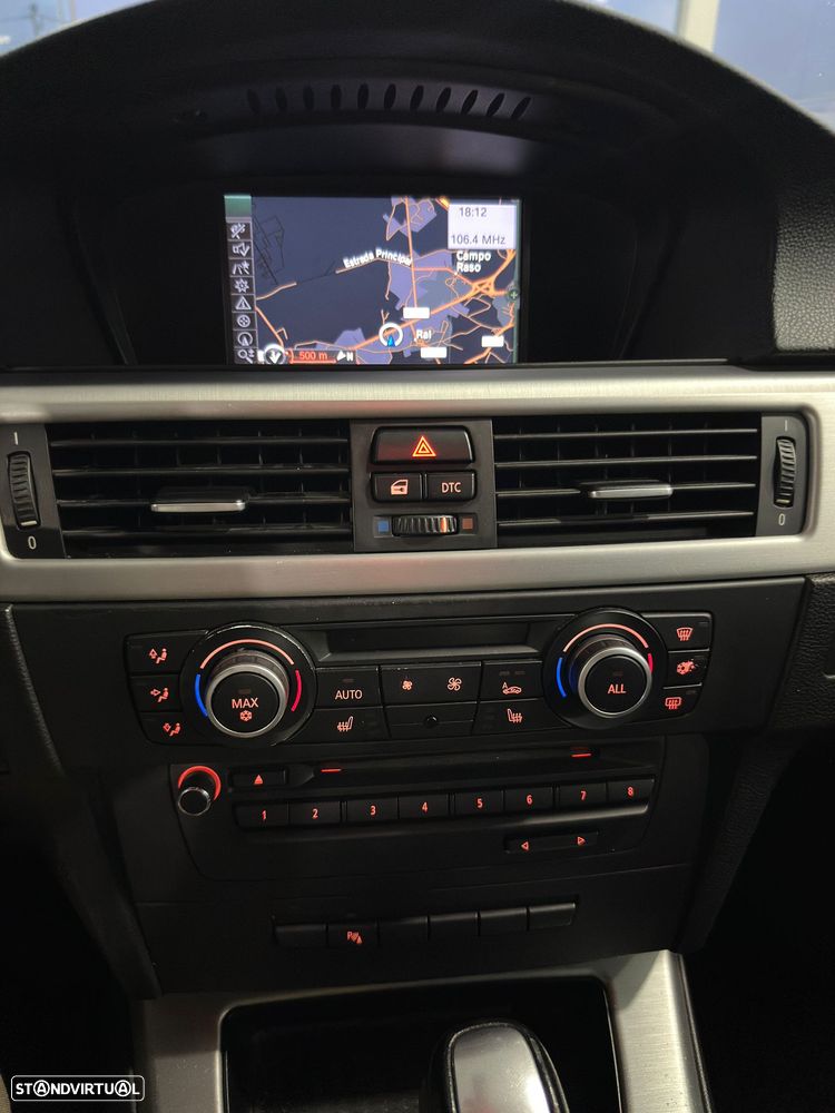 BMW 320 d xDrive DPF Aut. Edition Sport - 24