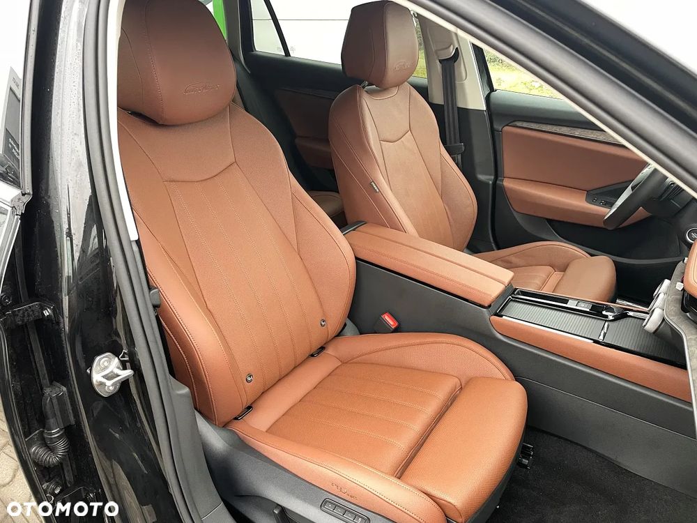 Skoda Superb 2.0 TDI SCR 4x4 L&K DSG - 7