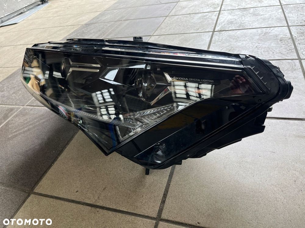 Lampa lewa przednia SKODA ENYAQ CRYSTAL LIGHTNIG - 8