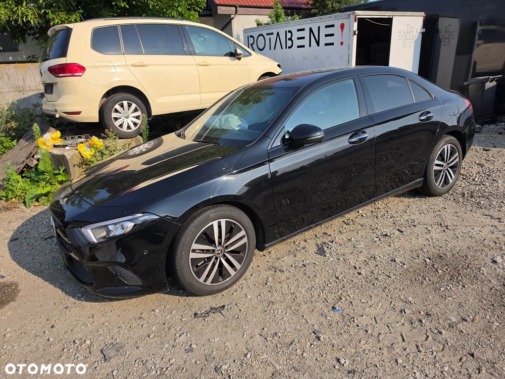 Mercedes-Benz Klasa A 200 Edition 2021 - 1