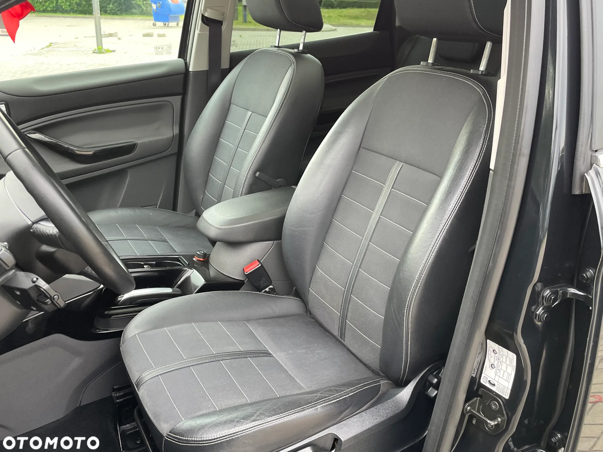 Ford Kuga 2.0 TDCi 4WD Titanium - 11