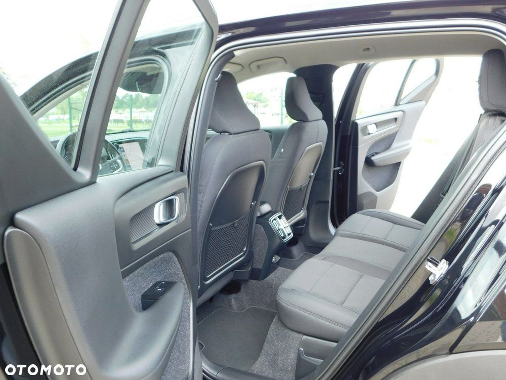 Volvo XC 40 D3 Momentum Pro - 14
