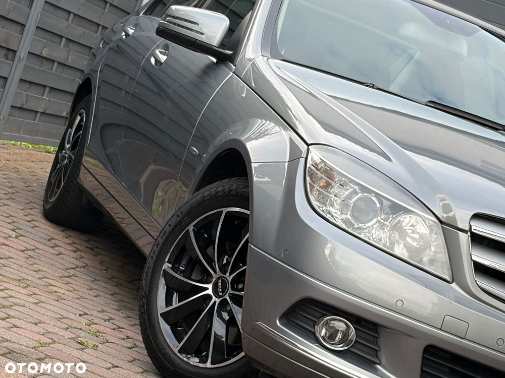 Mercedes-Benz Klasa C 180 Kompressor BlueEFFICIENCY Elegance - 5