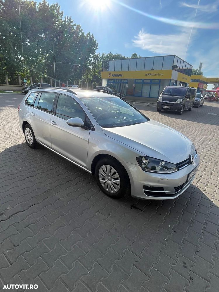 Volkswagen Golf 1.6 TDI DSG BMT Comfortline - 4