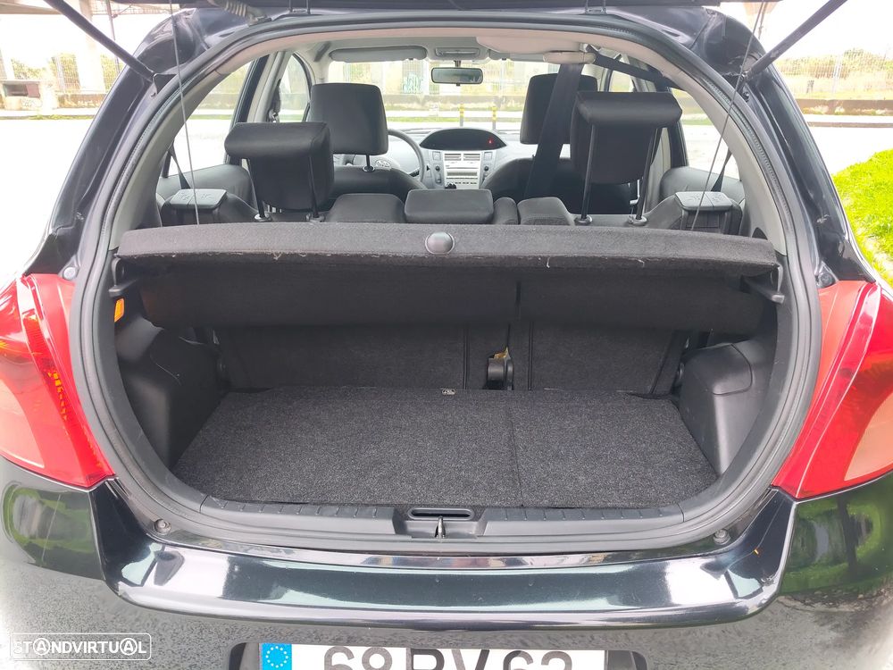 Toyota Yaris 1.0 VVT-i AC - 9