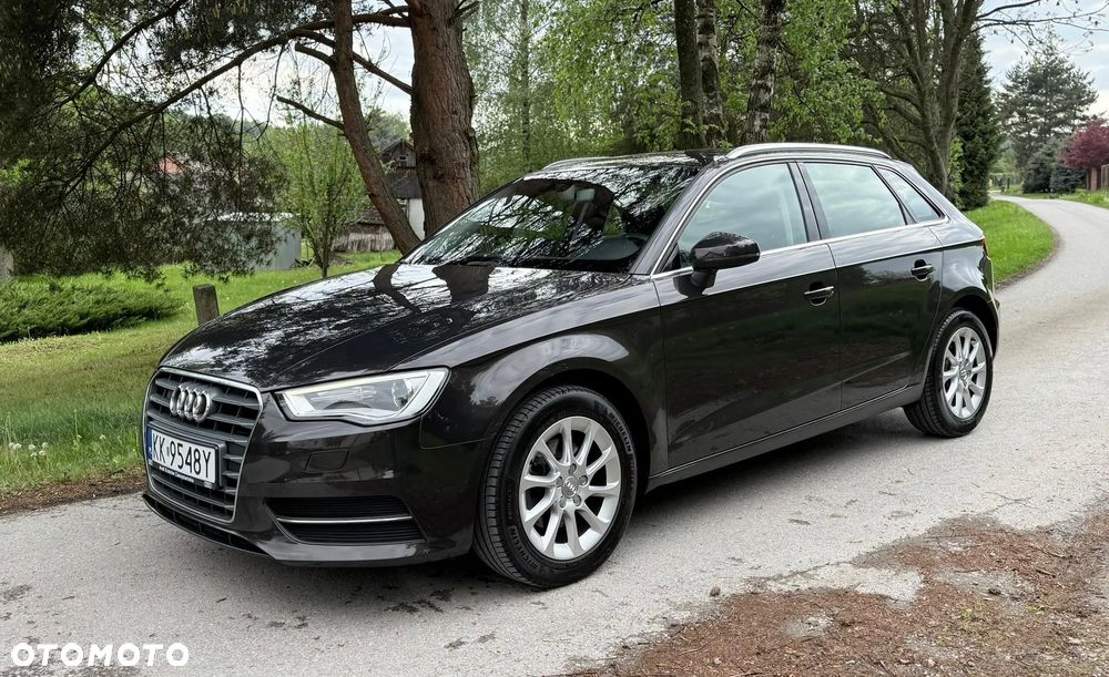 Audi A3 Sportback 1.2 TFSI Attraction S tronic - 1
