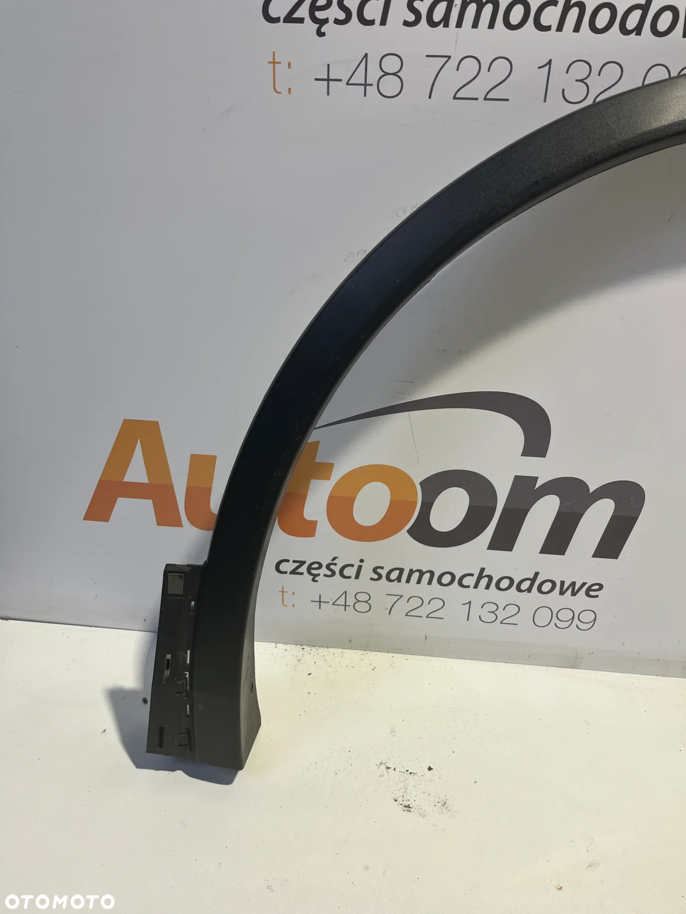 SEAT TARRACO FR LISTWA NA BLOTNIK PRAWA PRZÓD 5FJ854732 - 2