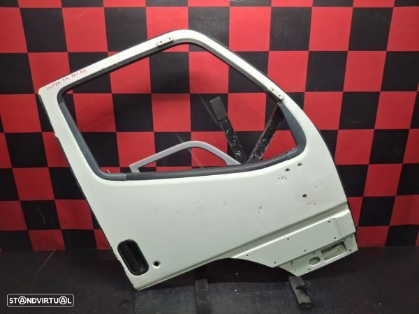 Porta Frente Direita Mitsubishi Canter Camião De Plataforma/Chassis (F - 1
