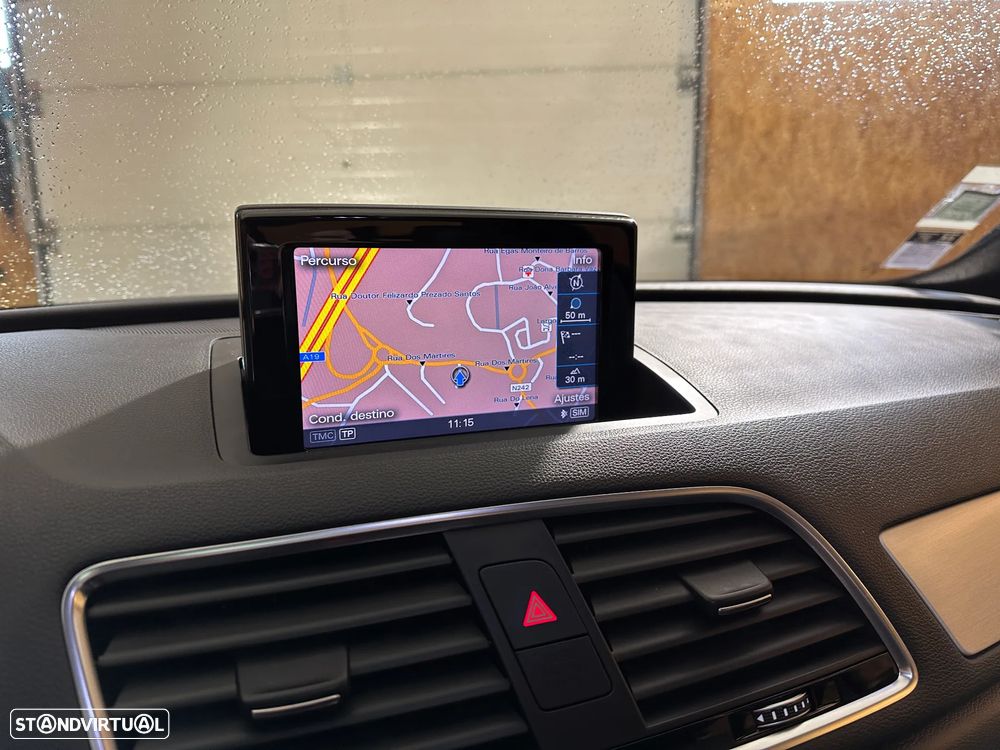 Audi Q3 2.0 TDI S-line - 22