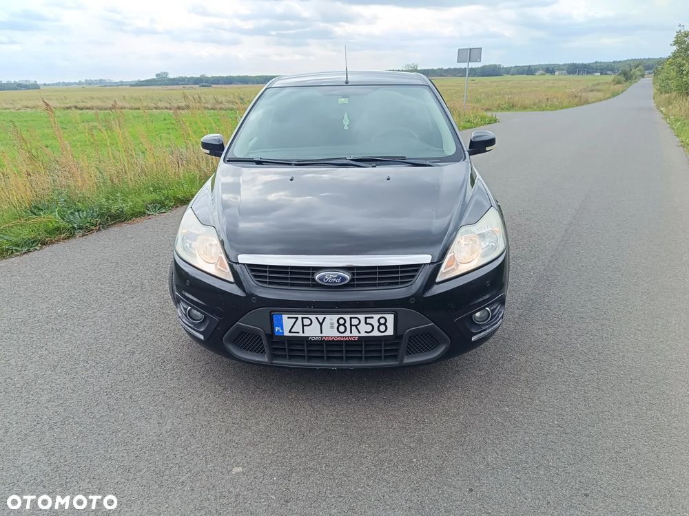 Ford Focus - 36