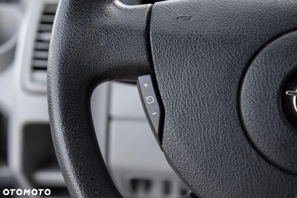 Opel Vivaro - 14