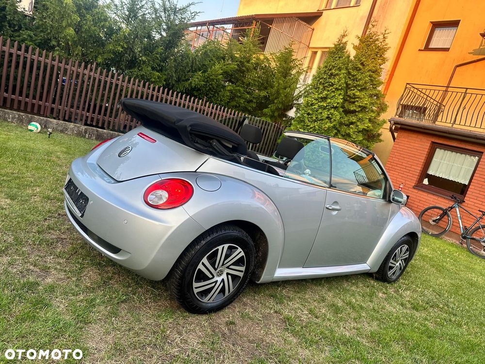 Volkswagen New Beetle 1.6 - 7