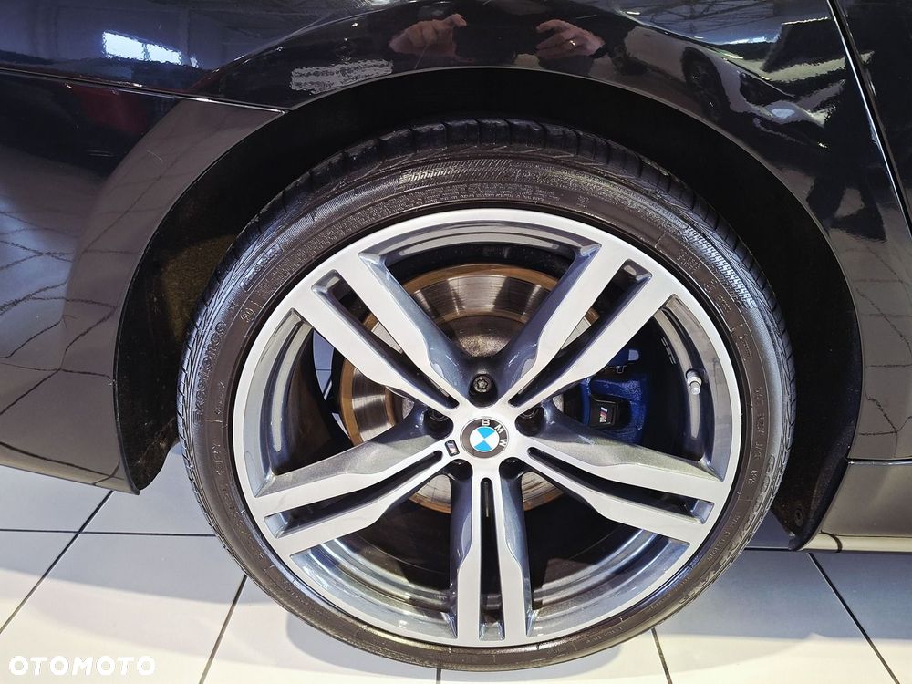 BMW Seria 7 750Ld xDrive - 11
