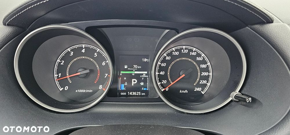 Mitsubishi Outlander 2.0 Intense NAVI 2WD EU5 CVT - 25