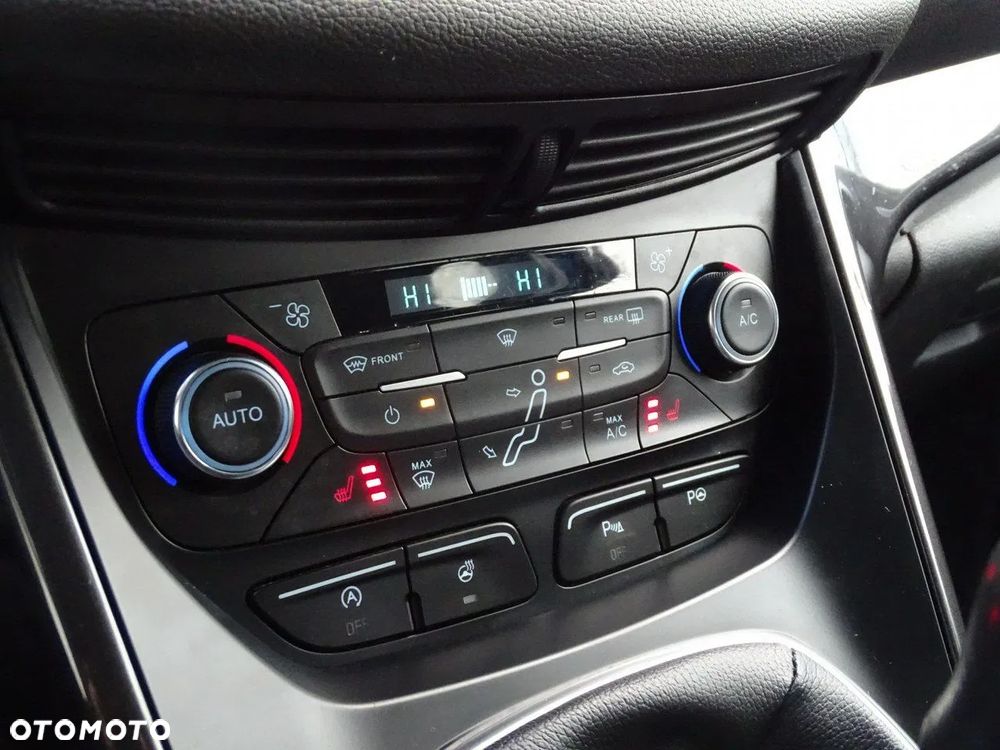 Ford Grand C-MAX - 28