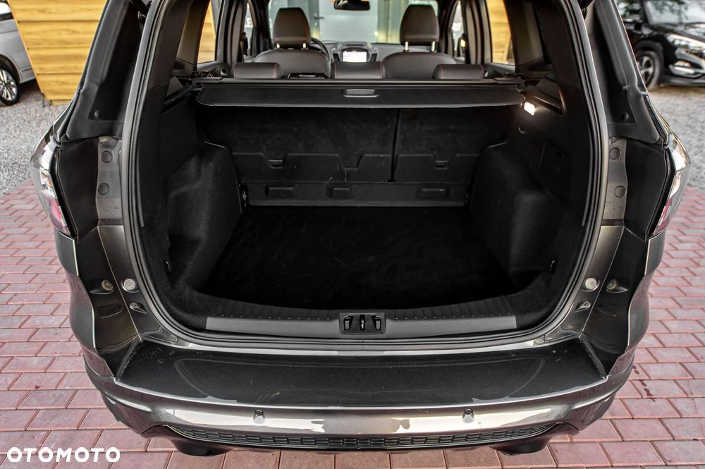 Ford Kuga 2.0 EcoBlue 4x4 ST-LINE - 14