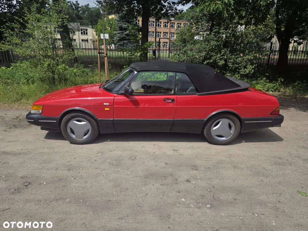 Saab 900 - 12
