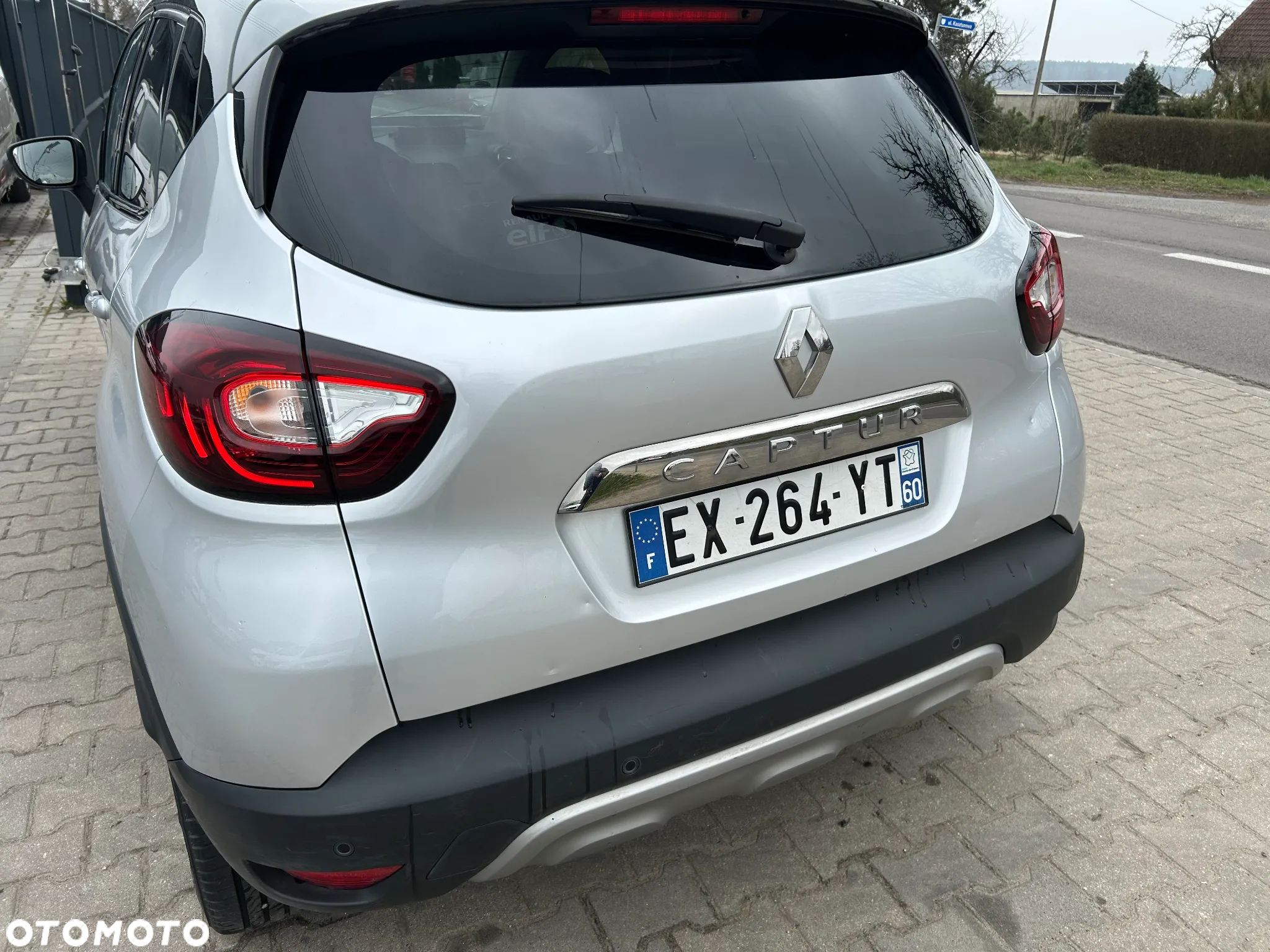 Renault Captur - 31