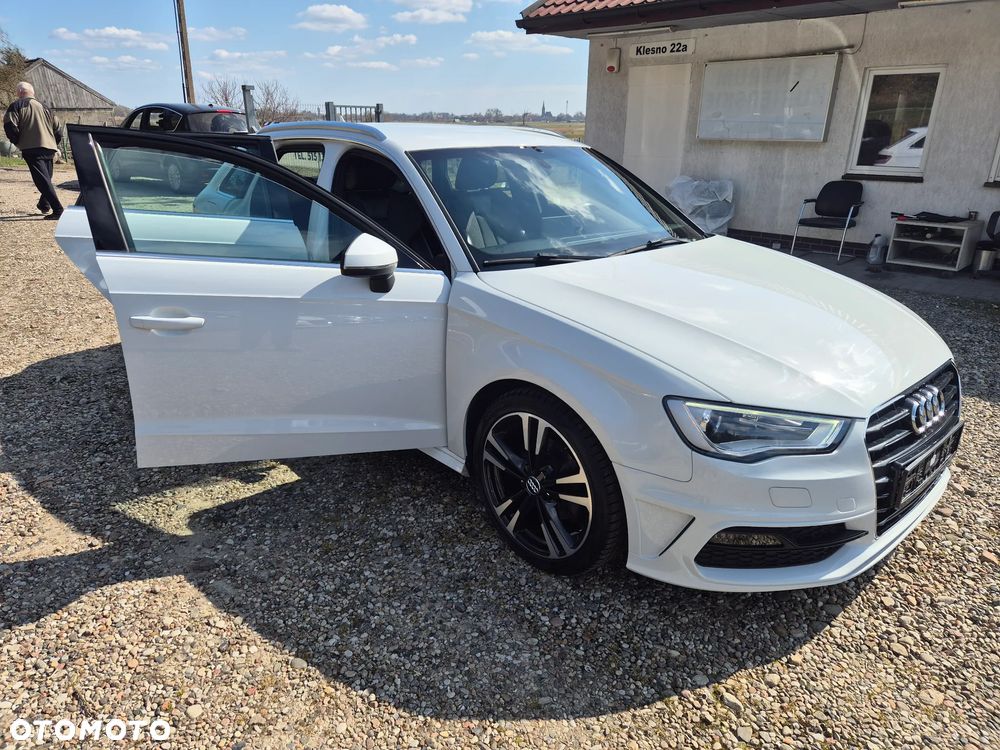 Audi A3 Sportback 2.0 TDI S tronic S line Sportpaket - 12