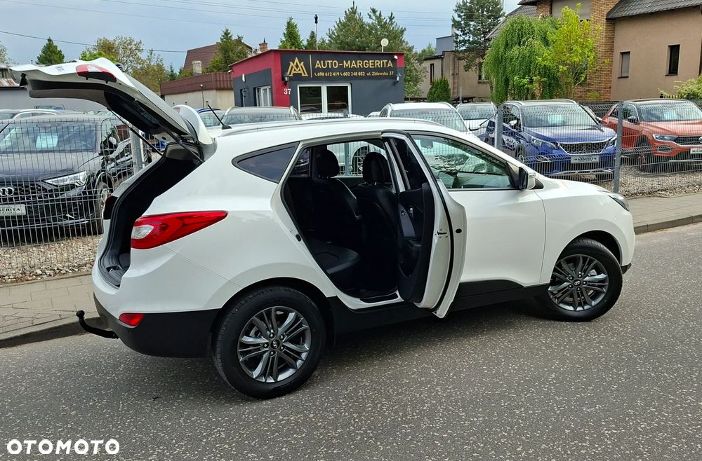 Hyundai ix35 1.6 2WD Fifa World Cup Edition - 37