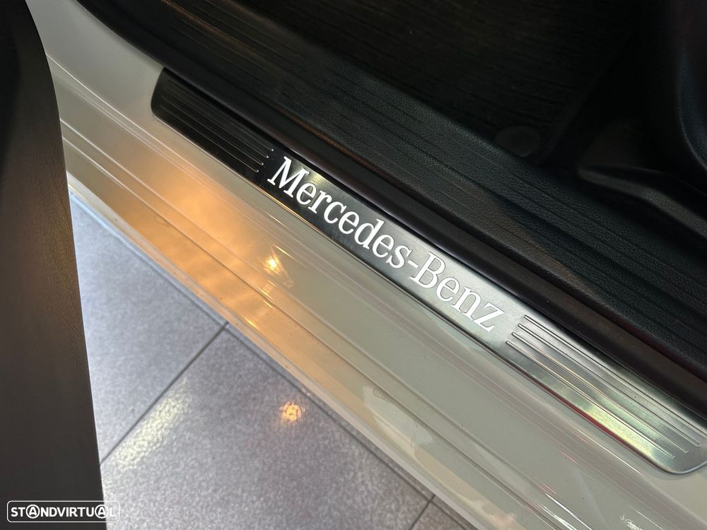 Mercedes-Benz CLA 200 - 11