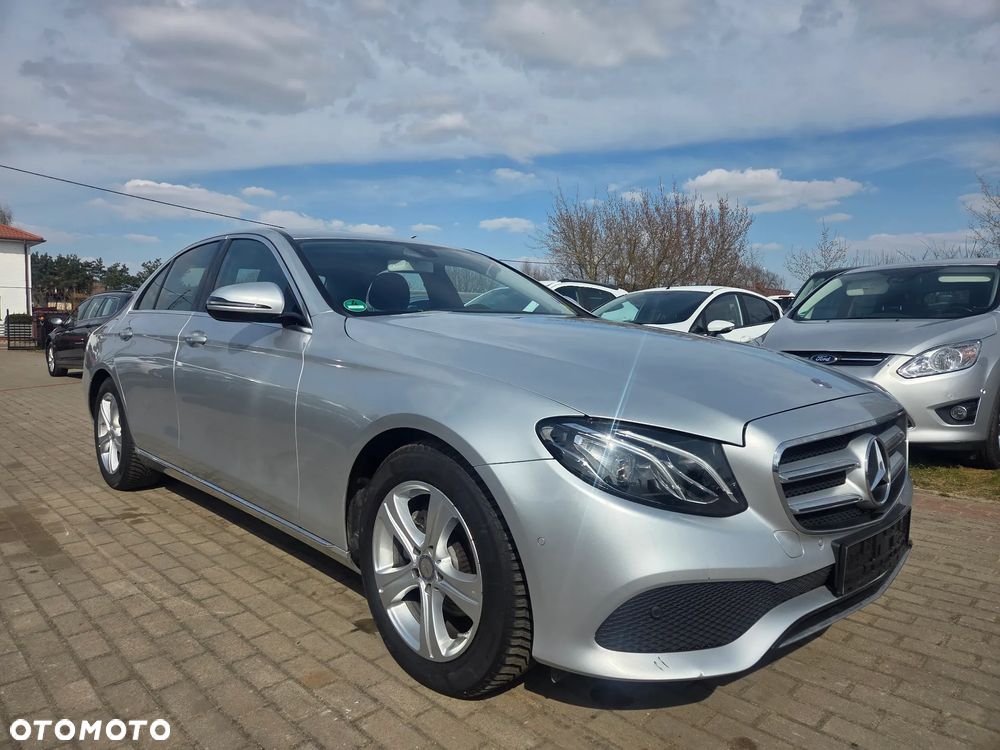 Mercedes-Benz Klasa E - 1