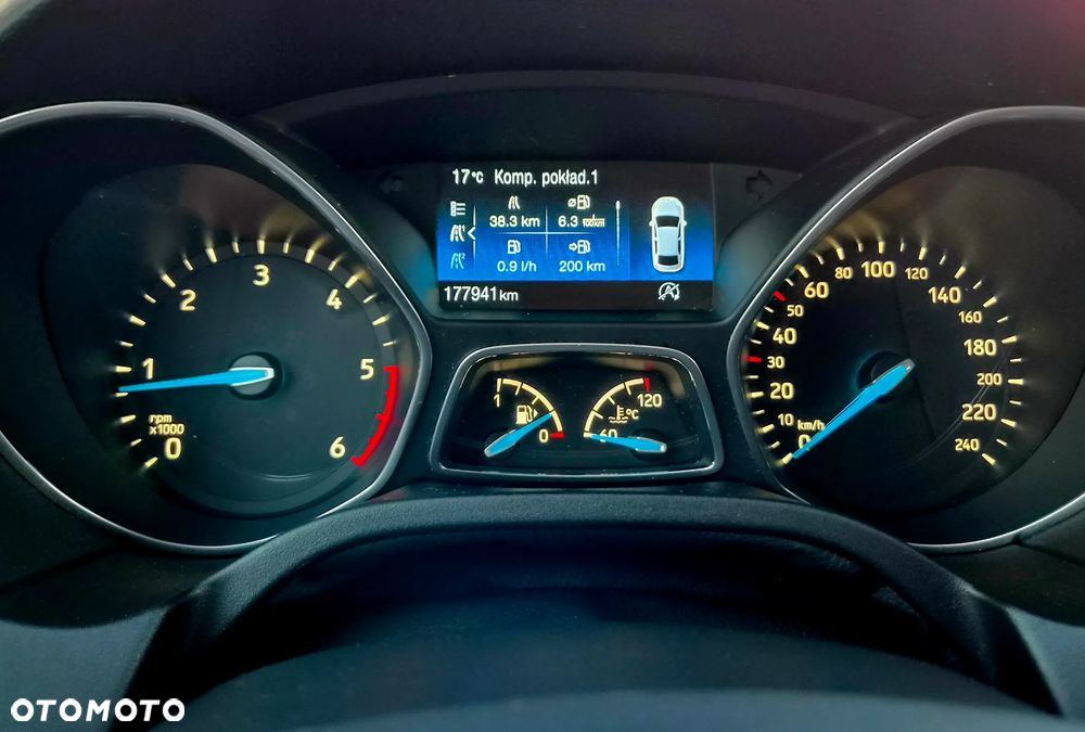 Ford Focus 1.5 TDCi DPF Start-Stopp-System Business - 24