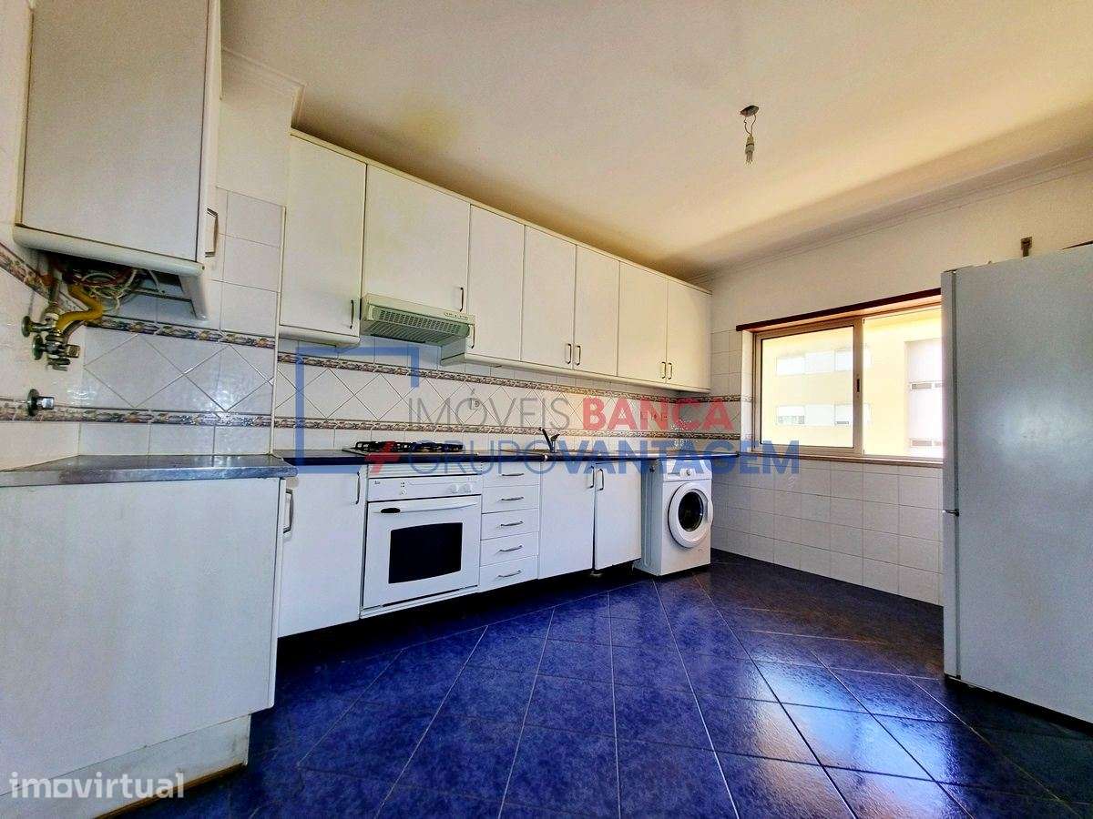Apartamento T2 no Alto do Seixalinho  Barreiro - Grande imagem: 2/30