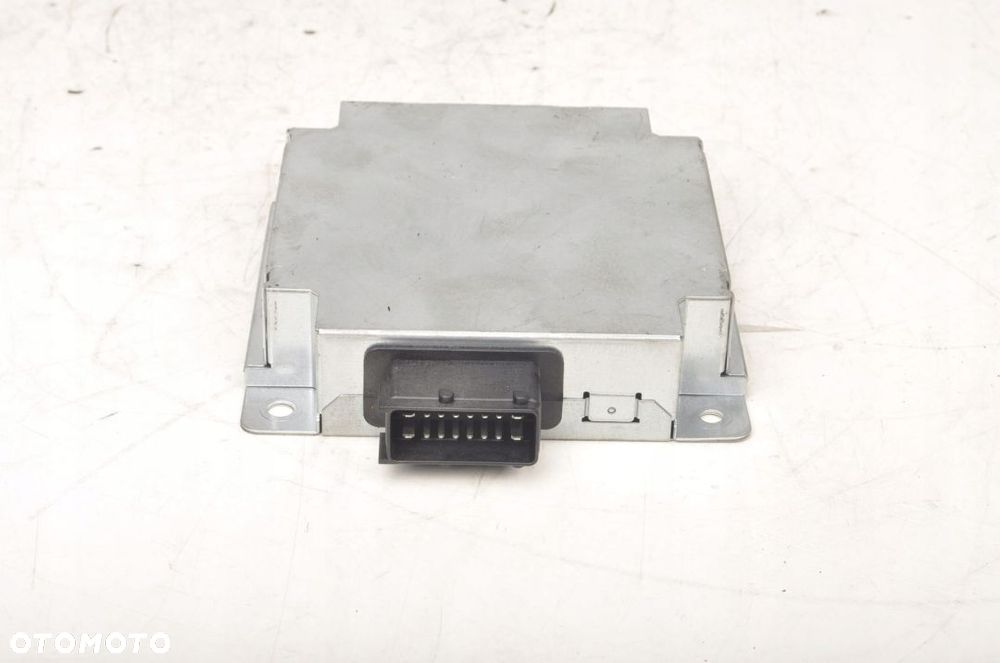 FIAT 500L WZMACNIACZ MODUŁ RADIA 571950410301 - 1