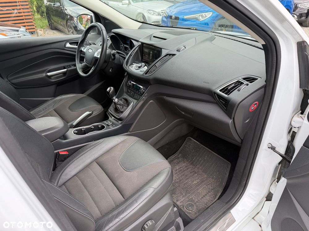 Ford Kuga 1.5 EcoBoost 2x4 Individual - 22