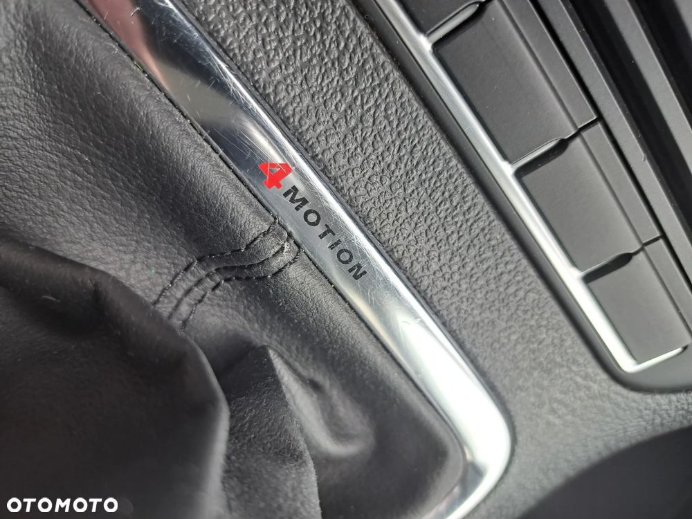 Volkswagen Tiguan - 16