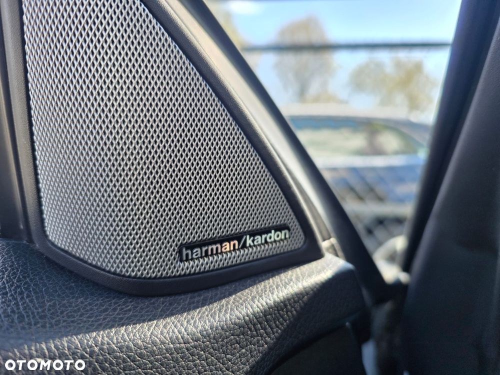 Mercedes-Benz Klasa E 250 7G-TRONIC - 15