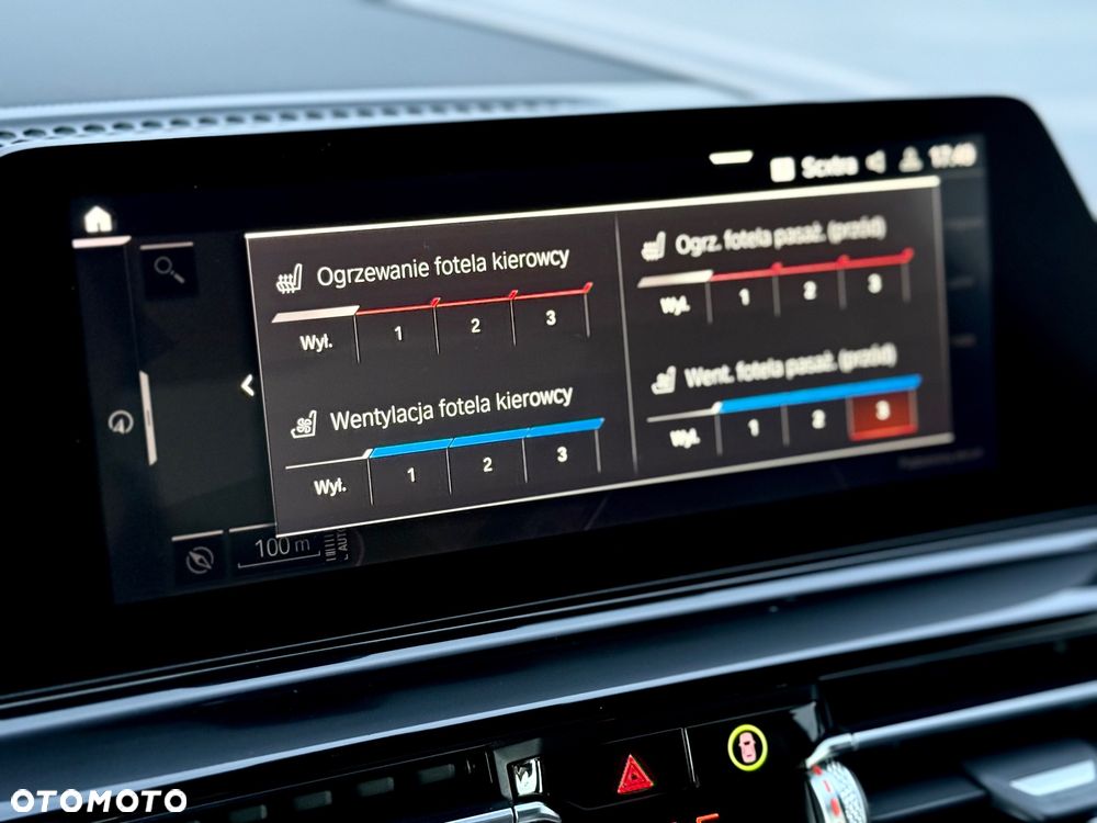 BMW Seria 8 - 38