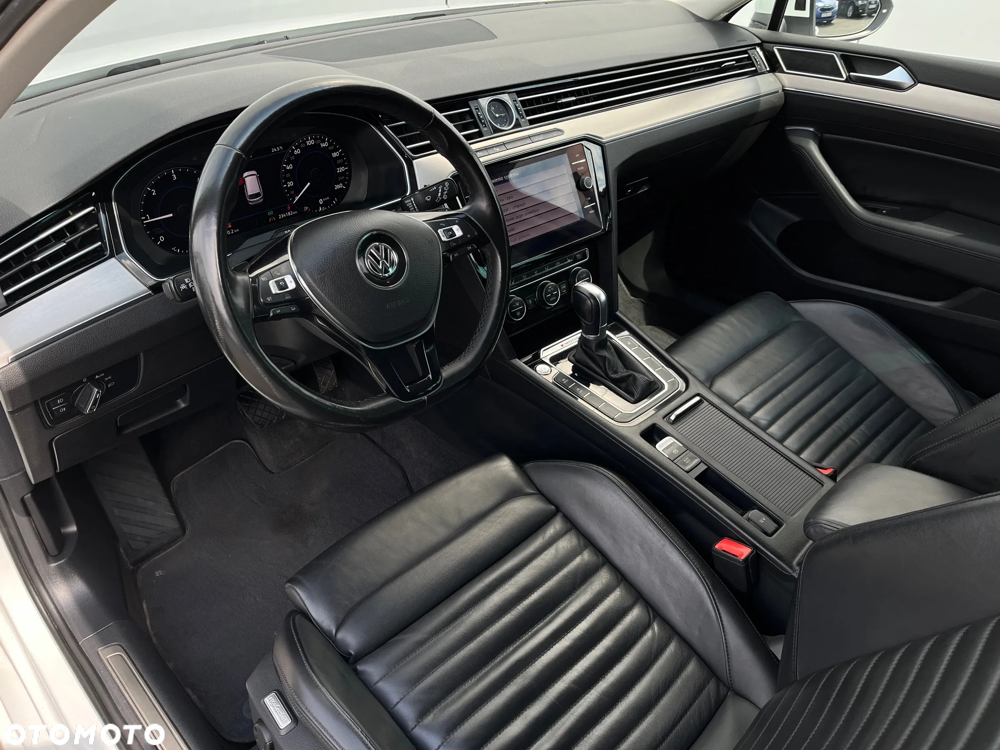 Volkswagen Passat 2.0 TDI Bi-Turbo BMT 4Mot Highline DSG - 13